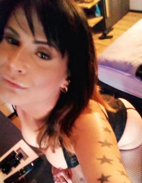 Top transex , siliconada toda gostosa 17