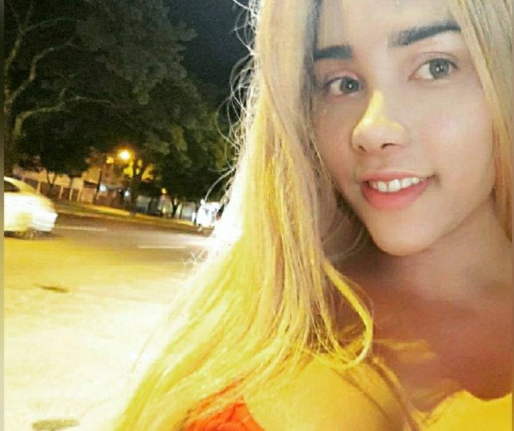 Pâmela Loira novidade boquete profundo 22