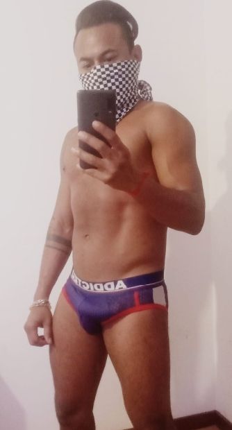 LUCCA Puto gostoso sexy 24horas faço deslocações 10