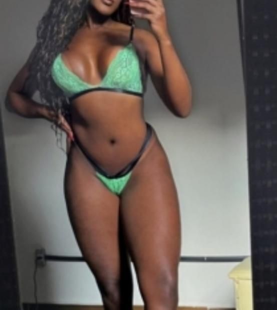 1V NEGRA BOCA  GULOSA  LÁBIOS  CARNUDOS--927424356 7